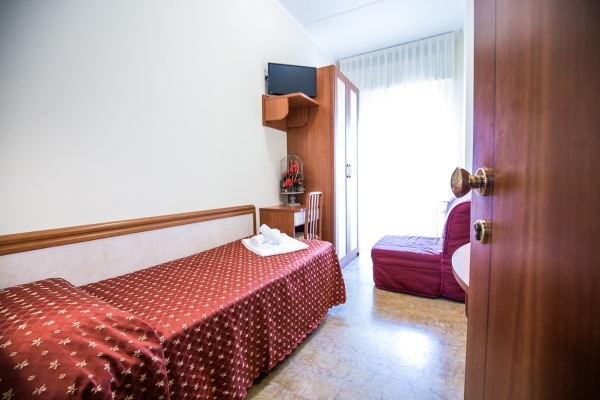 Hotel Harmony (Rimini)